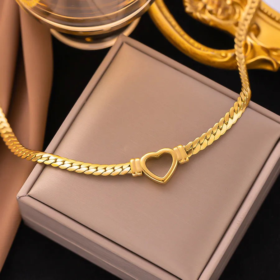 Women's Heart U Shape Pendant Necklace 304 Stainless Steel Acrylic Rhinestones Gold Plated Waterproof Non Tarnish Lobster Closure