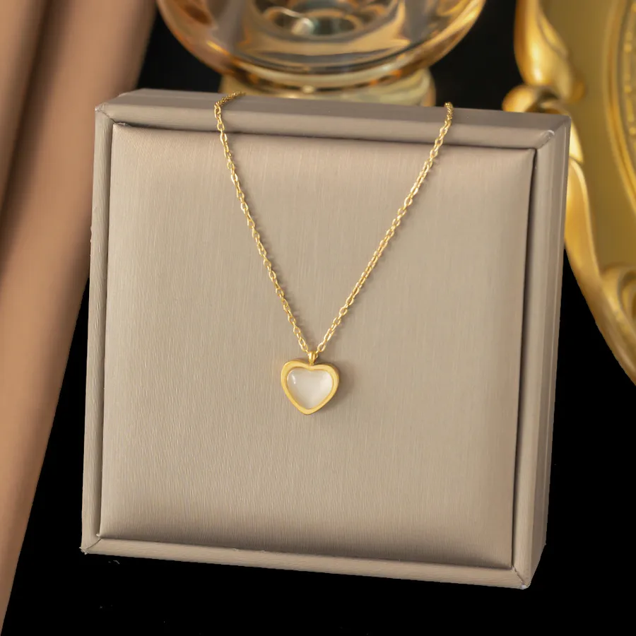 Women's Heart Pendant Necklace 304 Stainless Steel U Shape 18K Gold Plated Waterproof White Heart Necklace