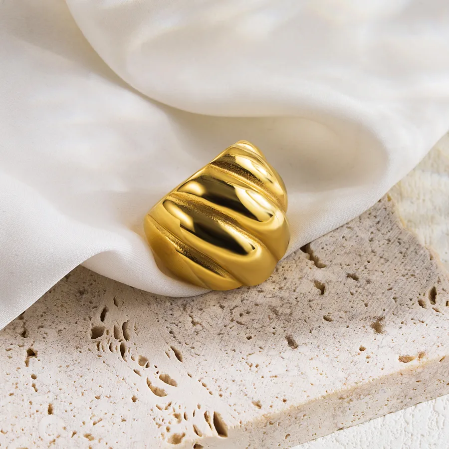 Women's Geometric 304 Stainless Steel Gold Plated Ring